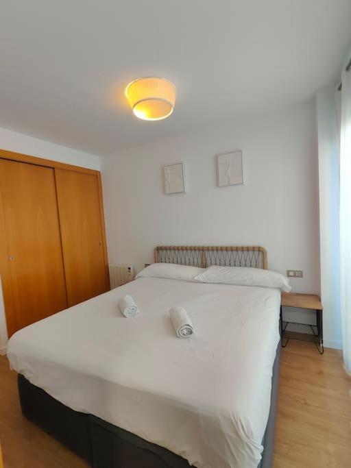 Large Terrace Luxury Apartment Sant Adria de Besos Bagian luar foto