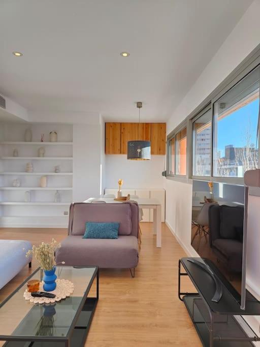 Large Terrace Luxury Apartment Sant Adria de Besos Bagian luar foto