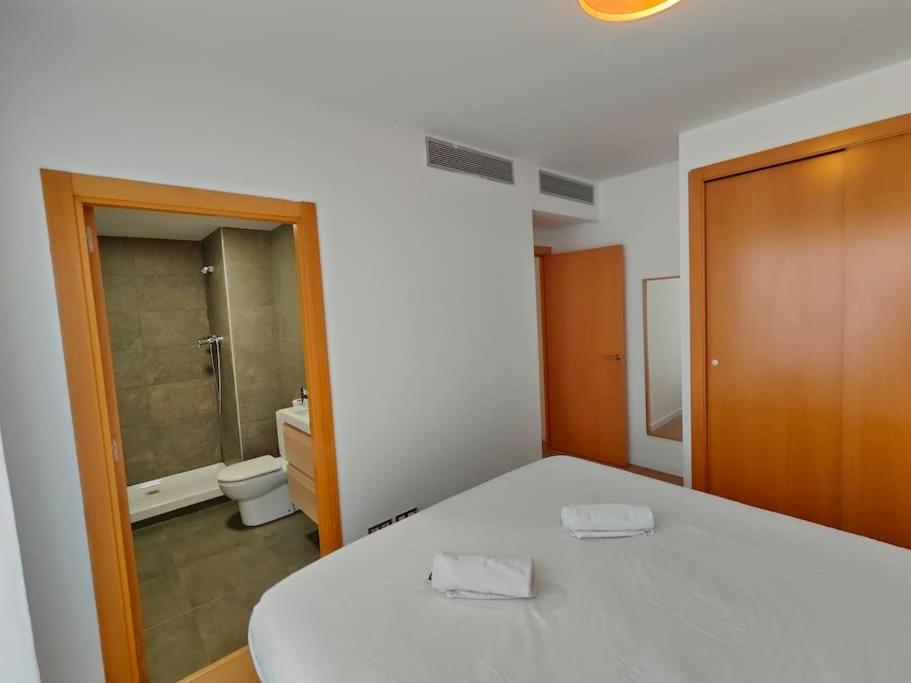Large Terrace Luxury Apartment Sant Adria de Besos Bagian luar foto